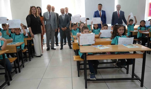 Kastamonu'da 55 bin 560 öğrenci karne heyecanı yaşadı
