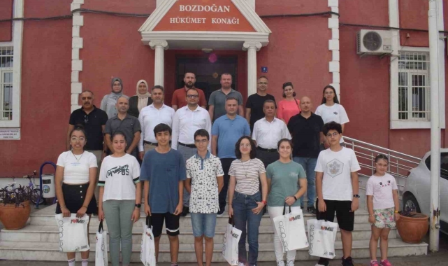 Kaymakam Gökçe dereceye giren öğrencileri ağırladı