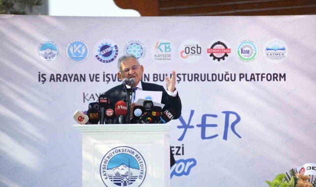Kayseri Kariyer Merkezi, 1 ayda 305 kişiye iş imkânı sağladı