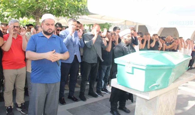 Kazada hayatını kaybeden antrenör toprağa verildi