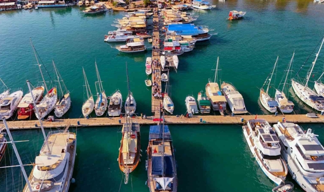 Kekova'da iskele ihalesine tepki