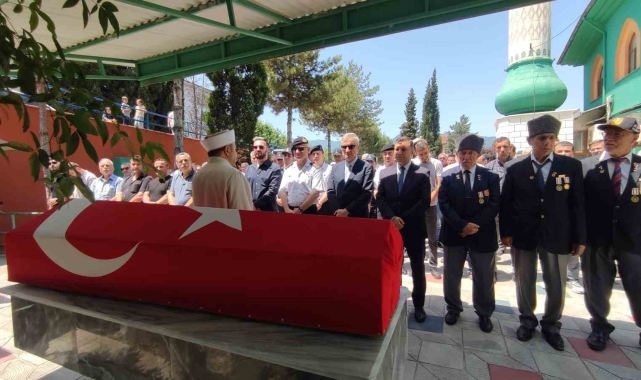 Kıbrıs gazileri törenle sonsuzluğa uğurlandı