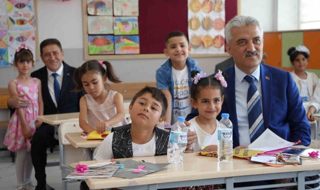 Kırıkkale'de 47 bin öğrenci karne aldı