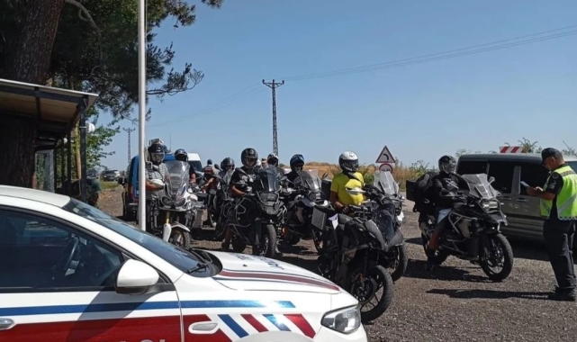 Kırklareli'de motosiklet sürücülerine bayram denetimi