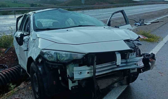 Kontrolden çıkıp takla attı: 5 yaralı