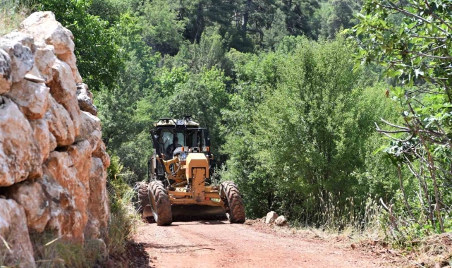 Konyaaltı'nda yayla yolları bayrama hazır