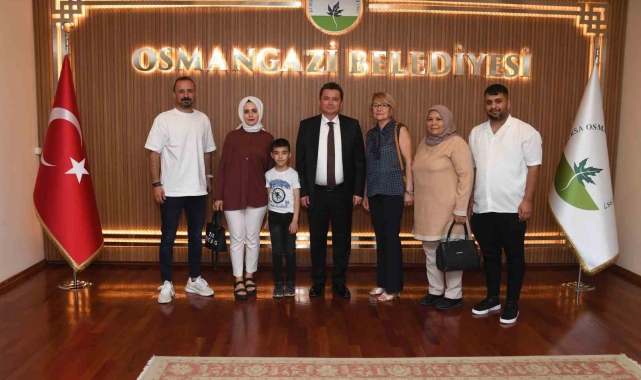 Küçük Muhammet, Başkan Aydın'ın desteğiyle şifa buldu