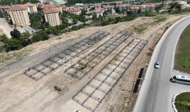 Kurban satış yeri bayrama hazır