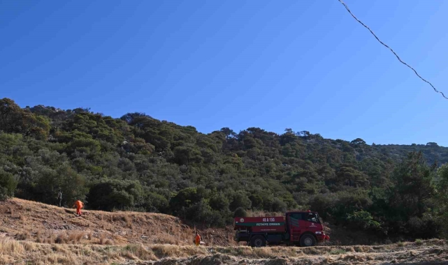 Kuşadası&#039;ndaki orman yangını büyük ölçüde kontrol altına alındı