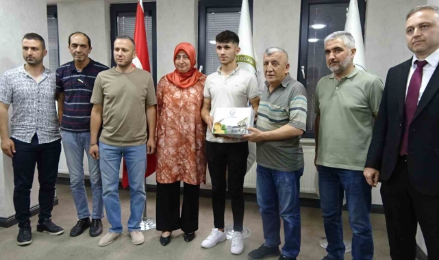Kütahyalı öğrenci 'En İyi Kaynak Yapma Yarışması'nda Türkiye ikincisi oldu