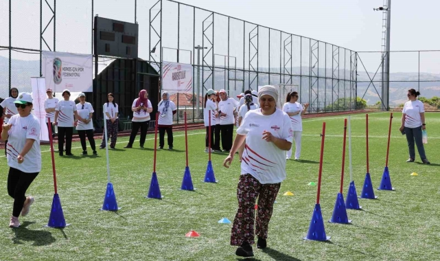 Manisa'da kadınlara yönelik spor etkinlikleri büyük ilgi gördü
