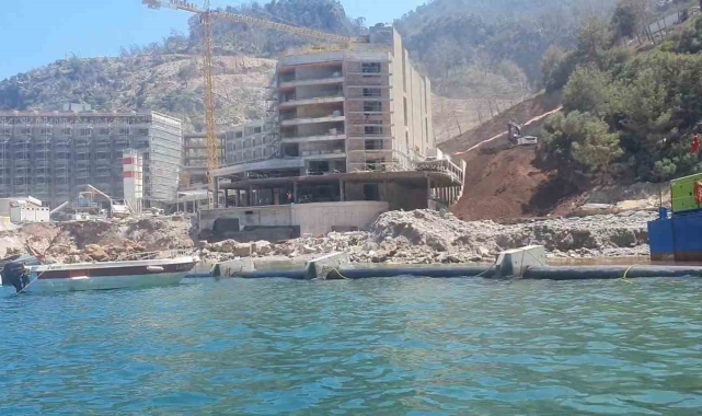 Marmaris'teki otel inşaatı, deniz dolgusu iddiasıyla mühürlendi