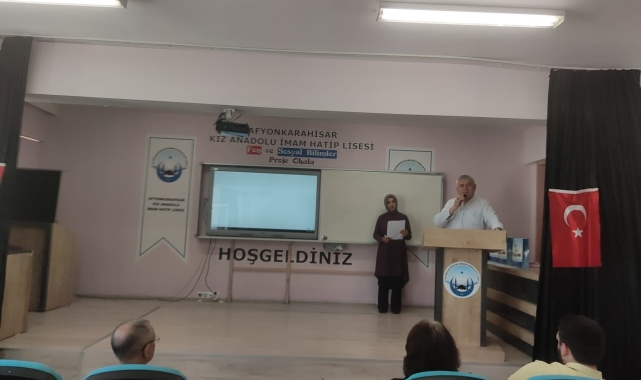 Matematik şampiyonları ödüllerini aldı