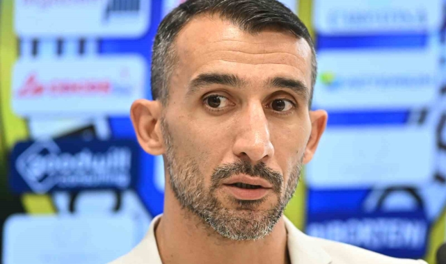 Mehmet Topal: "Şampiyonluğa oynayan bir takım kurmak istiyoruz"