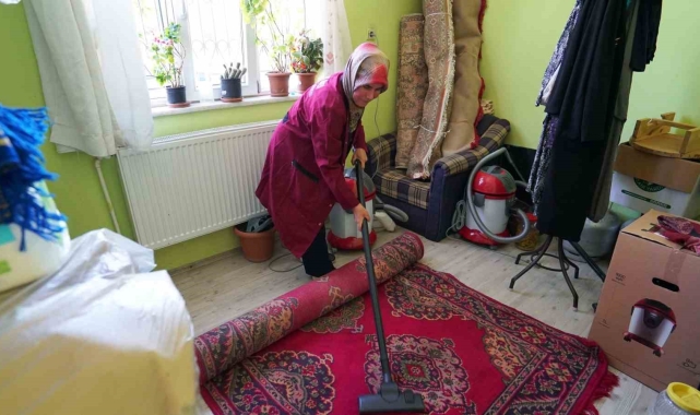 Meram Belediyesi bu bayram öncesinde de yaşlıların yüzünü güldürdü
