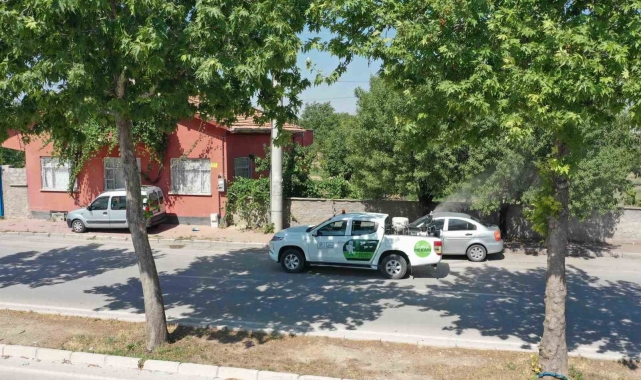 Meram'da ilaçlama çalışmaları aralıksız devam ediyor