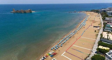 Mersin'de sahil bölgelerindeki yollar yenileniyor