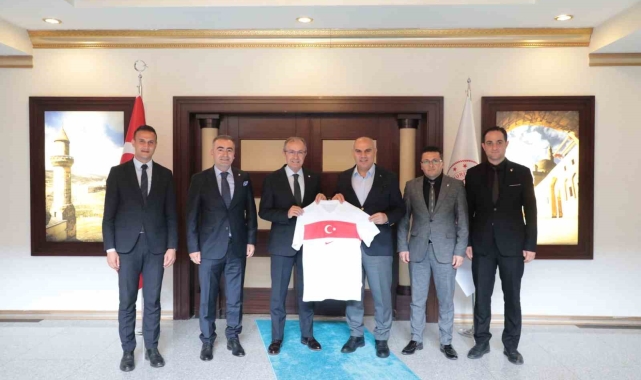 MHK Başkanı İbanoğlu, Ağrı'yı ziyaret etti