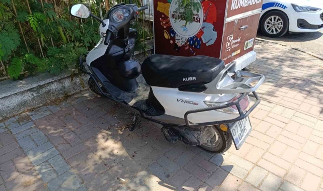 Motosiklet otomobile çarptı: 1 yaralı