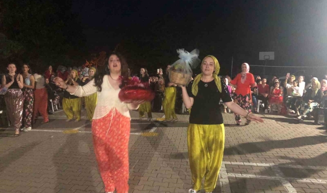 Mudanya Esence'de 'Hıdırellez kınası' geleneği yaşatılıyor