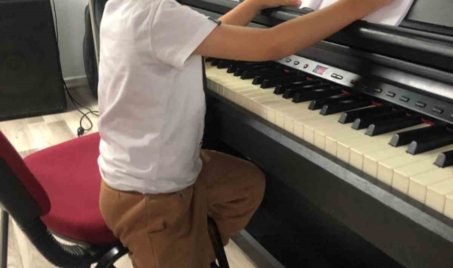 Muğla'da çocuklar müzik atölyeleri ile gelişimlerine katkı sağlıyor