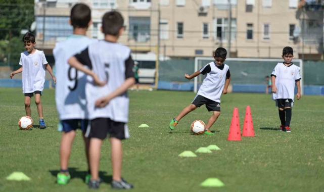 Muratpaşa'da yaz spor okulları başlıyor