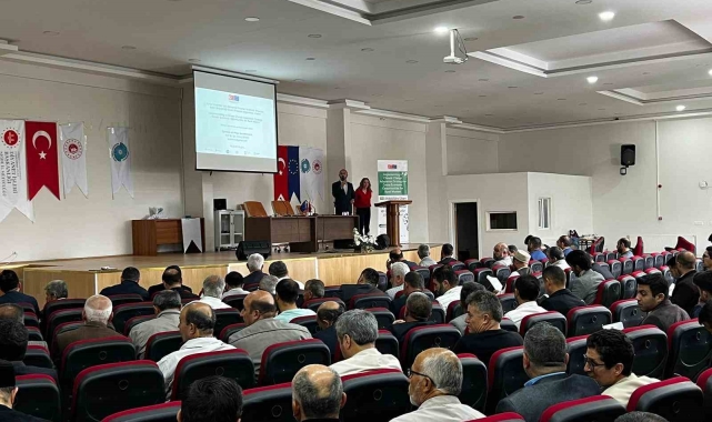 Niğde'de görev yapan imamlara 'Liderlik ve Organizasyon Eğitimi' verildi