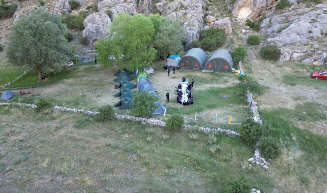 Niğde'de izciler yaz kampında buluştu