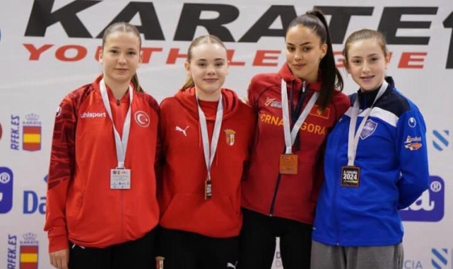 Nilüferli karateciler İspanya'dan madalyalarla döndü