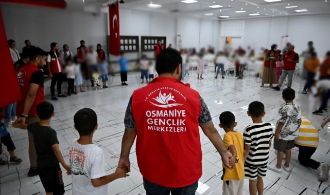 Osmaniye'de koruyucu aileler şenliği düzenlendi