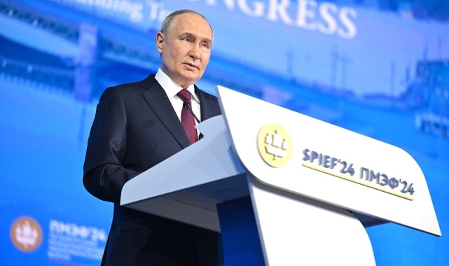 Putin: "Batı'dan bağımsız bir ödeme sistemi üzerinde çalışıyoruz"