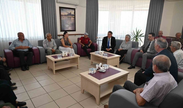 Rektör Özölçer'den huzurevi sakinlerine bayram ziyareti