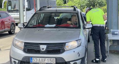 Rize'de polislerin bayram mesaisi