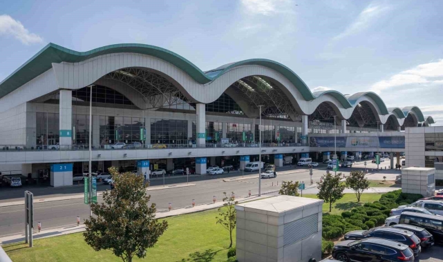 Sabiha Gökçen Havalimanı Kurban Bayramı tatilinde tüm zamanların yolcu rekorunu kırdı