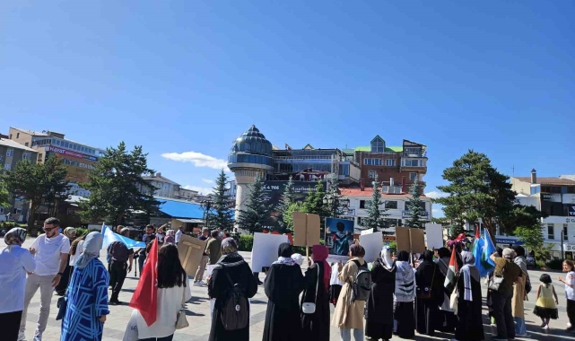 Sağlıkçıların "sessiz yürüyüş"ünde 32. hafta