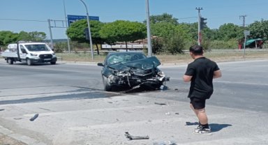 Samsun'da iki otomobilin çarpıştığı kazada 2 kişi yaralandı
