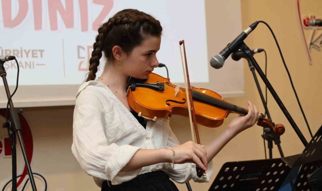 Sanat Akademisi öğrencilerinden yıl sonu gösterisi