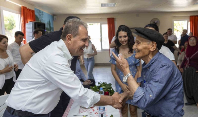 Seçer, Toroslar'da yaşayan vatandaşlarla bayramlaştı