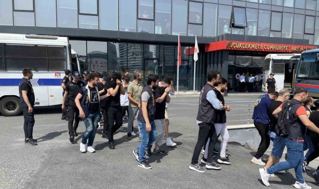 "Sibergöz 44" operasyonunda gözaltına alınan zanlılar adliyeye sevk edildi