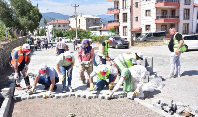 Sındırgı'da imece kültürü canlanıyor