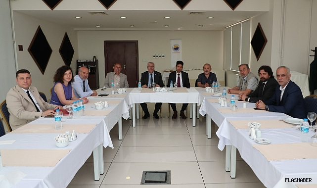 SİNOP ÜNİVERSİTESİ VAKFI HAZİRAN AYI YÖNETİM KURULU TOPLANTISI GERÇEKLEŞTİ!