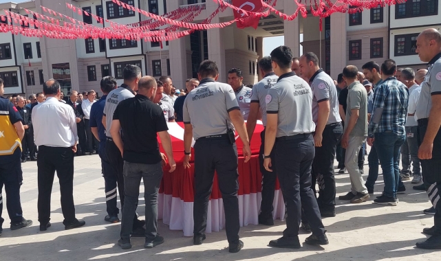 Sinop'ta kazada ölen sağlık personeline son görev