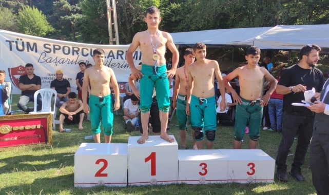 Sivaslı sporcu Türkiye şampiyonu oldu