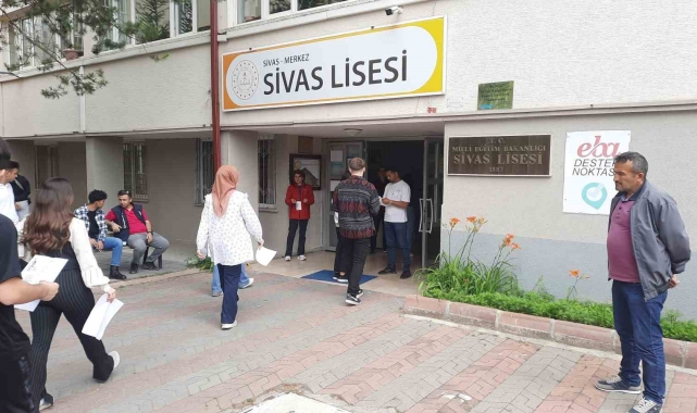 Sivas'ta AYT heyecanı