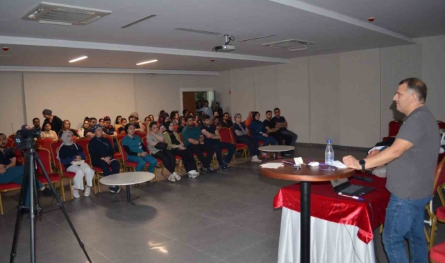 Sular Akademi personeli Kardiyopulmoner Resusitasyon eğitimi aldı