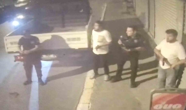 Sultanbeyli'de 'dur' ihtarına uymadı, polise ateş açtı