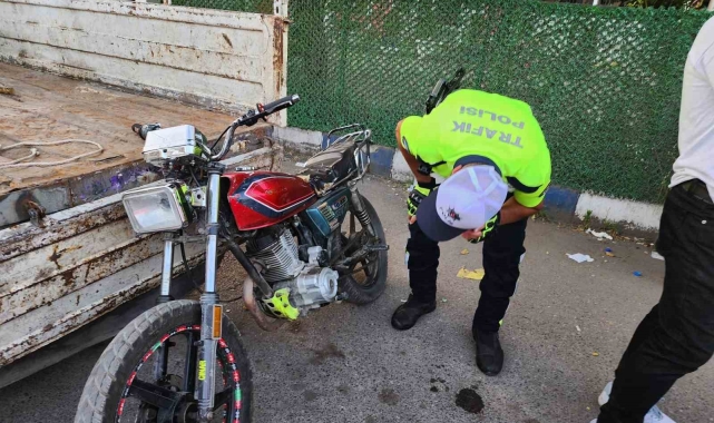 Şüpheli motosiklet trafik polislerinin dikkatini Çekti