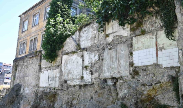 Tarihi surlardaki fayans kirliliği İl Koordinasyon Kurulu toplantısında gündeme geldi