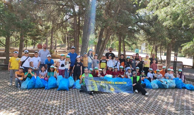 Tavşanlı Şabandede Orman Parkında katı atık toplama etkinliği