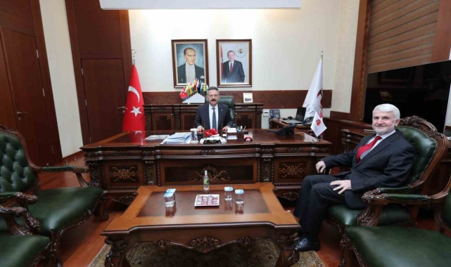 TEİ Genel Müdürü Prof. Dr. Faruk Akşit Vali Hüseyin Aksoy'u ziyaret etti